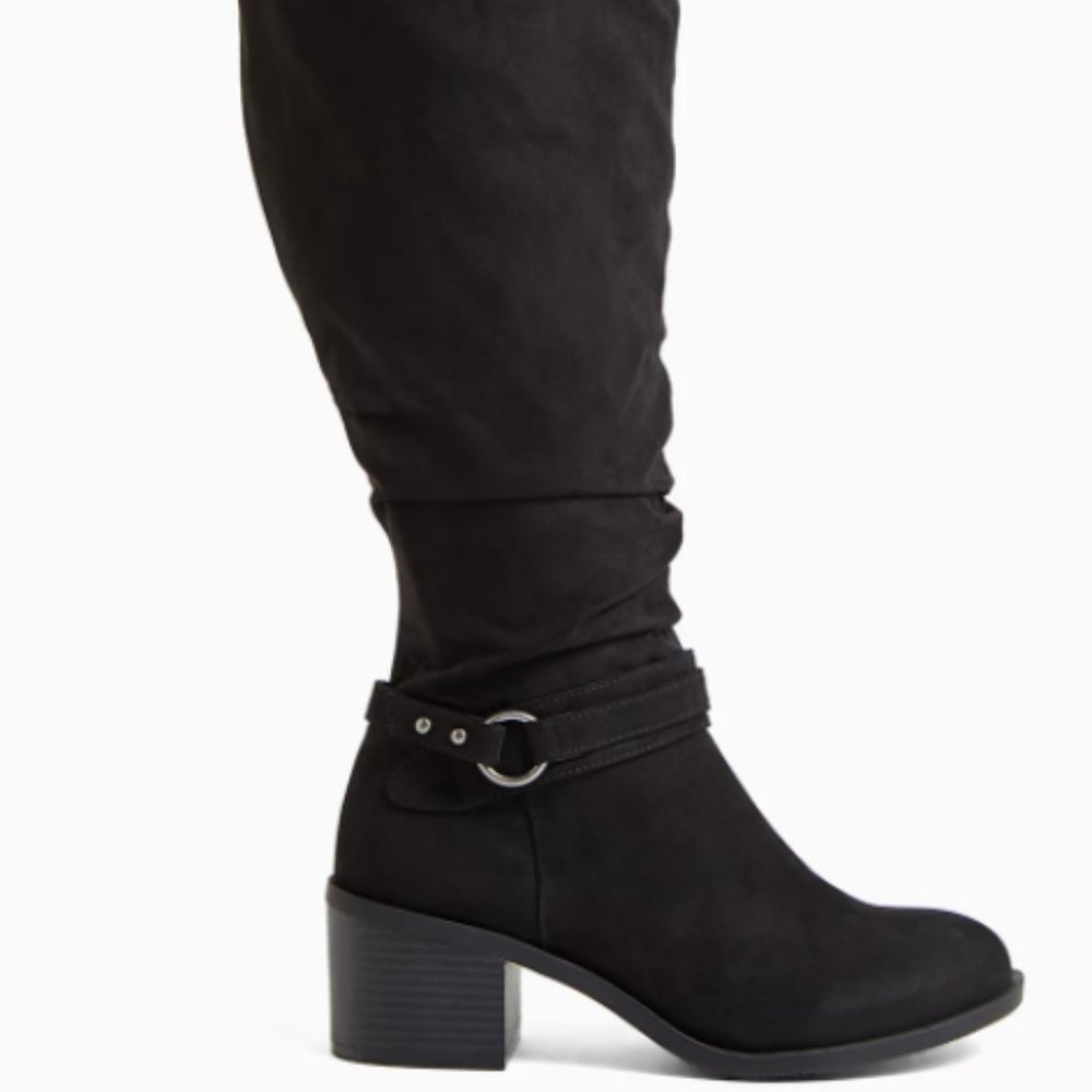 BLACK FAUX SUEDE O-RING STRAP KNEE-HIGH BOOT (WW)